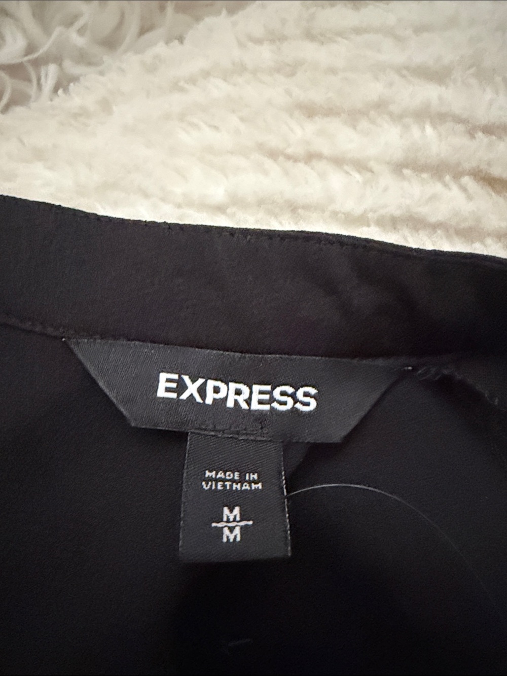 Express Black Mixed-Media Keyhole Short Sleeve Top - Picture 5 of 5
